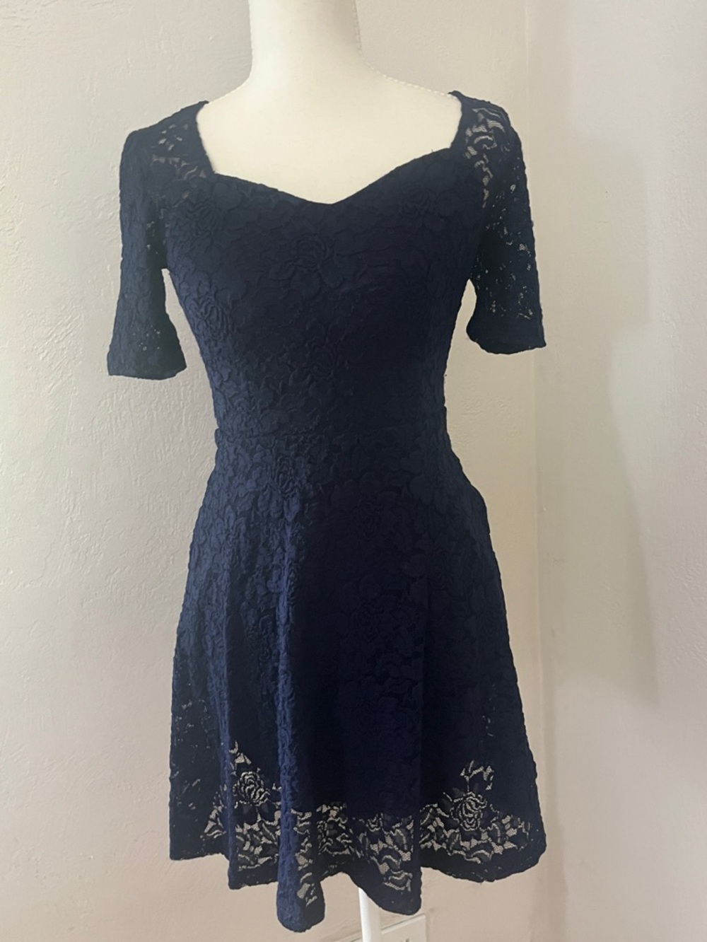 Pins & Needles XS Lace Dress.   Co5